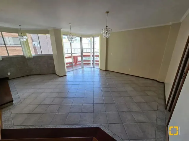 Imagem 8: Apartamento 174Mts de Privativa no Coração do Centro 4 Quartos 2 Suites 2Vgs