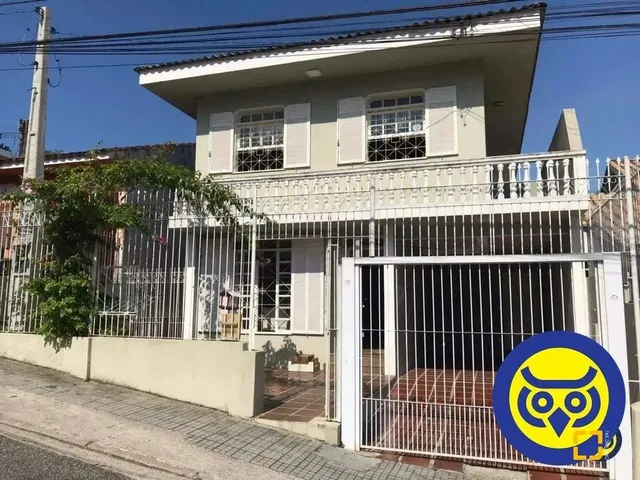 Imagem: Casa - 4 Dormitórios - Venda no Centro