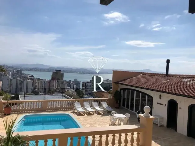 Imagem: Casa com Vista Mar 3 Quartos no Centro Florianópolis