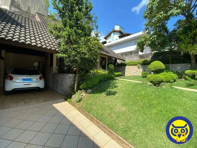 Imagem: Casa 3 Dorm (1 Suíte), À Venda, com Piscina
