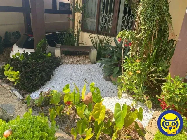 Imagem 11: Casa 3 Dorm (1 Suíte), À Venda, com Piscina, na Agronômica