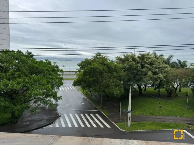 Imagem: O apartamento possui 4 Dormitórios, 3 Suítes, 4