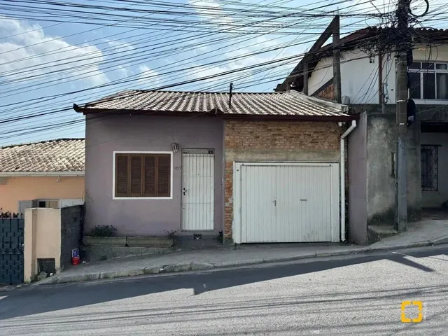 Imagem: Casa com 3 Quartos no Centro de Florianópolis