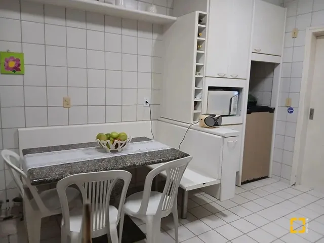 Imagem 14: Apartamento 4 Dormitórios Sendo 2 Suítes, com Vaga de Garagem no Centro De