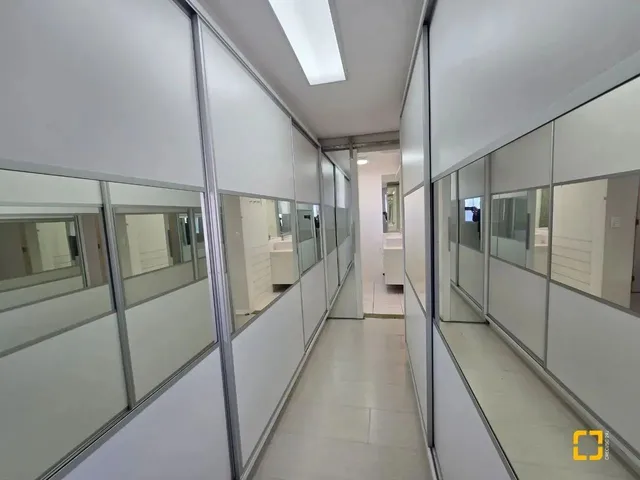 Imagem 2: Cobertura no Centro de Florianpópolis com 197M², 2 Quartos, 1 Suíte, 2 Vagas de Garagem