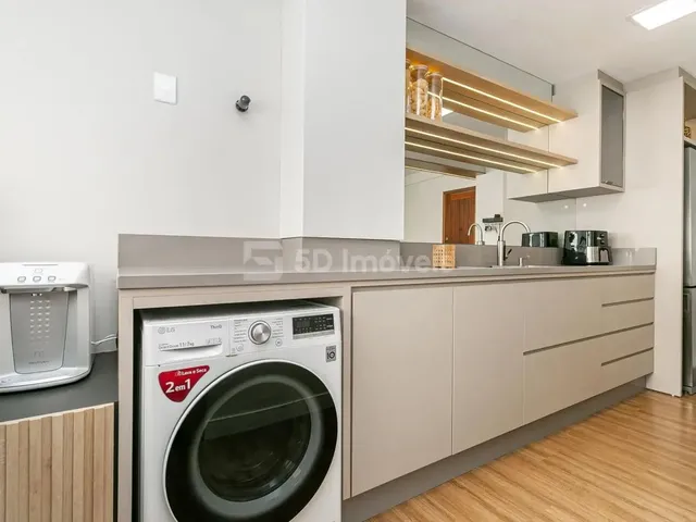 Imagem 3: Apartamento 2 Dormitórios em Agronômica - Florianópolis, Sc
