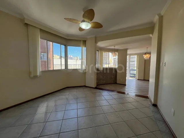 Imagem 15: Apartamento de 174M² com 4 Quartos Sendo 2 Suítes no Centro