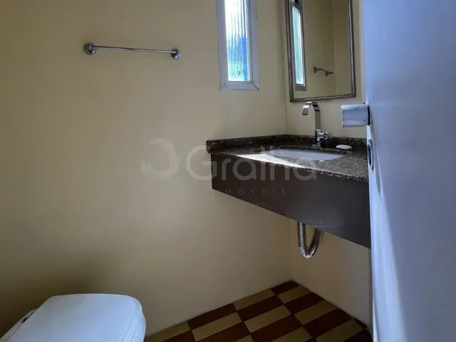 Imagem 10: Apartamento de 174M² com 4 Quartos Sendo 2 Suítes no Centro