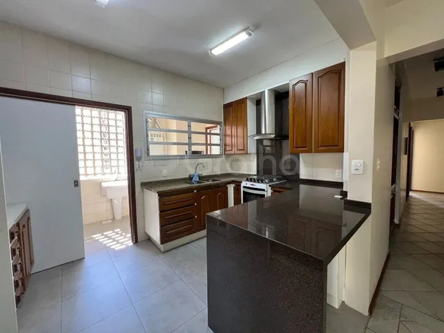 Imagem 5: Apartamento de 174M² com 4 Quartos Sendo 2 Suítes no Centro