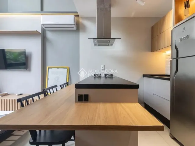 Imagem 2: Loft Duplex À Venda na Carvoeira, Próximo À Ufsc