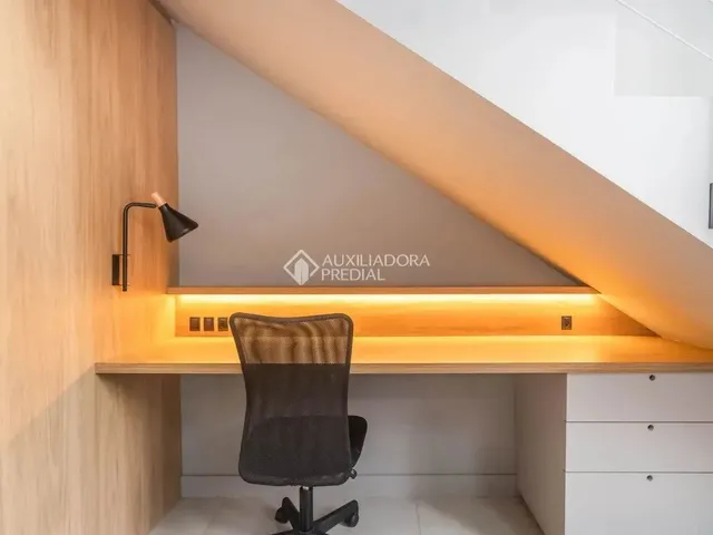 Imagem 9: Loft Duplex À Venda na Carvoeira, Próximo À Ufsc