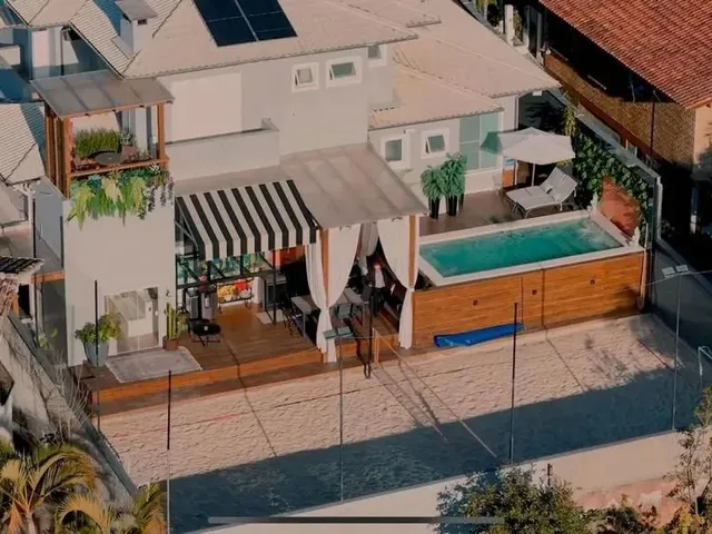 Imagem: Casa de Alto Padrão com 3 Suítes À Venda