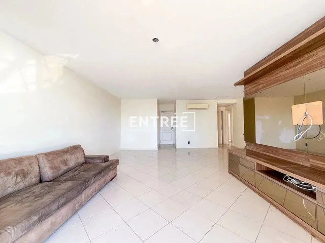 Imagem 15: Apartamento 4 Quartos (Sendo 2 Suítes) e 2 Vagas com Hb - Agronômica