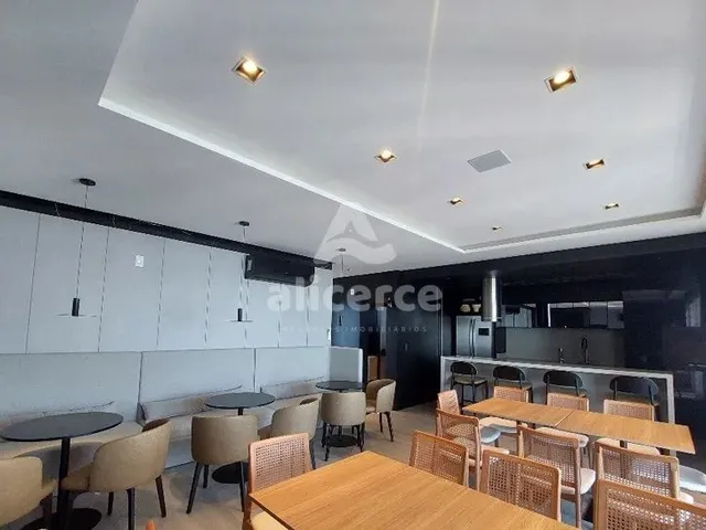 Imagem 2: Studio À Venda com 1 Quarto , 38M² em Agronômica Florianópolis