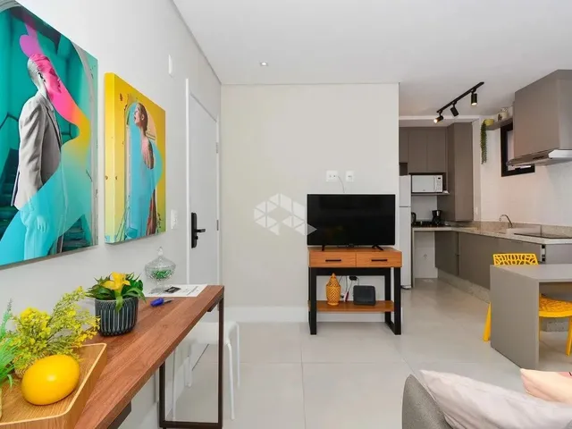 Imagem 2: Studio Mobiliado com 1 Quarto e 1 Vaga de Garagem no Centro de Florianópolis