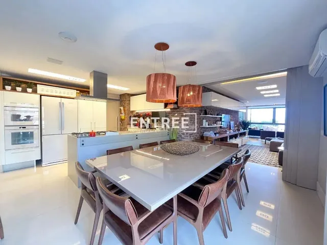 Imagem: Apartamento 3 Suítes e 2 Vagas - Centro