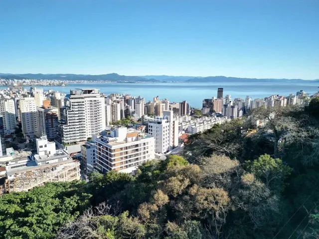 Imagem 2: Casa com 5 Dormitórios À Venda, 363M² - Centro - Florianópolis/Sc