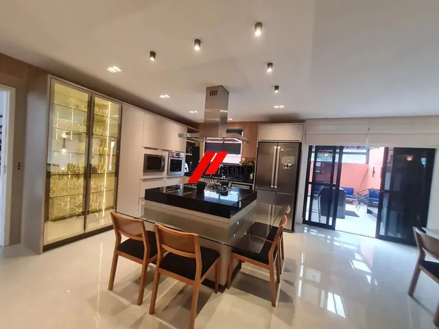 Imagem: Casa de 4 Dormitorios a Venda Saco dos Limoes