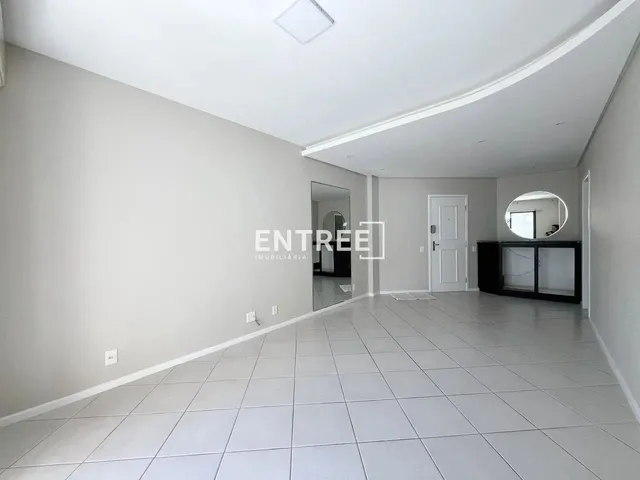 Imagem 2: Apartamento 3 Quartos (Sendo 1 Suíte) e 2 Vagas Livres - Centro