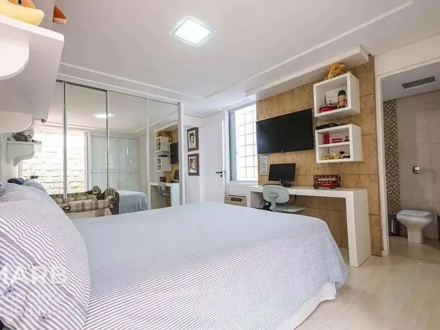 Imagem 5: Casa com 3 Dormitórios À Venda, 250 M² por R$ 1.500.000,00 - Agronômica