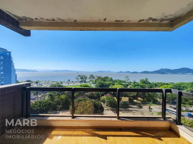 Imagem: Apartamento com 4 Dormitórios À Venda