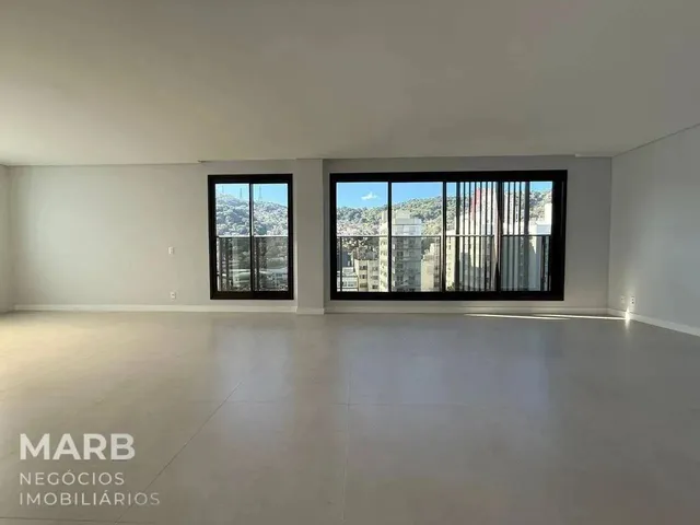 Imagem 10: Apartamento com 3 Dormitórios À Venda, 113 M² por R$ 2.070.000,00 - Centro