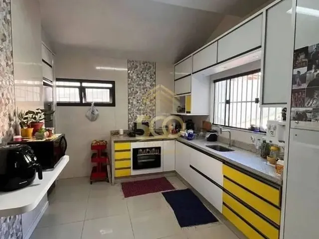 Imagem 13: Residencial Casa com 4 Dormitório(S) Sendo 1 Suíte(S) no Bairro Saco dos Limões Flori