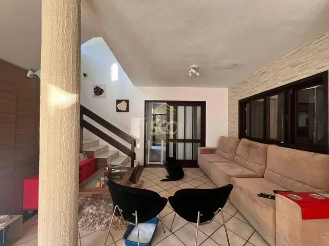 Imagem 10: Residencial Casa com 4 Dormitório(S) Sendo 1 Suíte(S) no Bairro Saco dos Limões Flori
