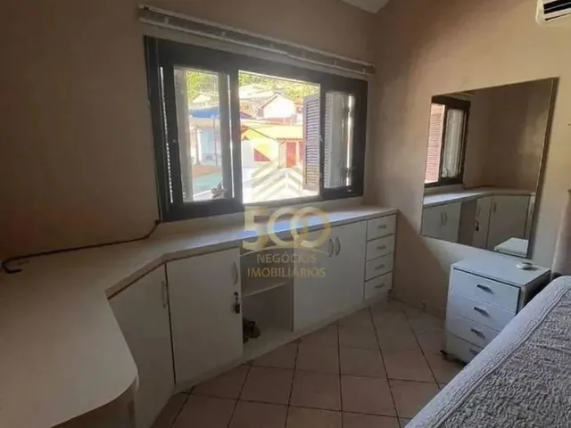 Imagem 8: Residencial Casa com 4 Dormitório(S) Sendo 1 Suíte(S) no Bairro Saco dos Limões Flori