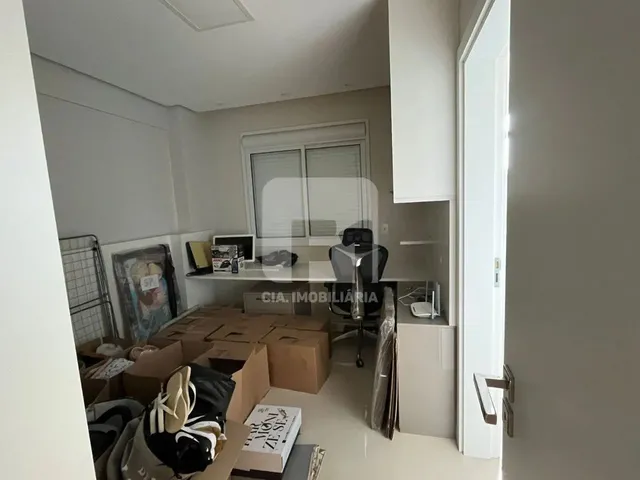 Imagem 10: Apartamento de 2 Suítes À Venda na Beira-Mar