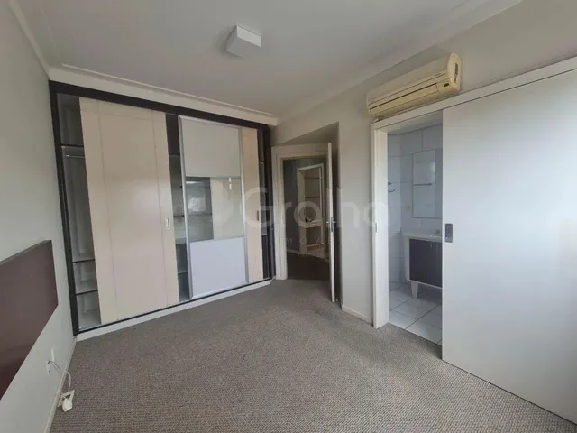 Imagem 2: Apartamento para Venda em Florianópolis, Centro, 3 Dormitórios, 1 Suíte, 2 Banheiros