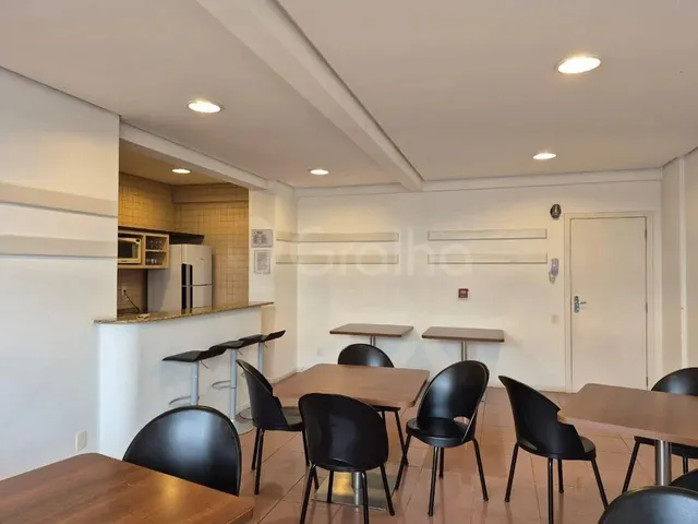 Imagem 4: Apartamento para Venda em Florianópolis, Centro, 3 Dormitórios, 1 Suíte, 2 Banheiros