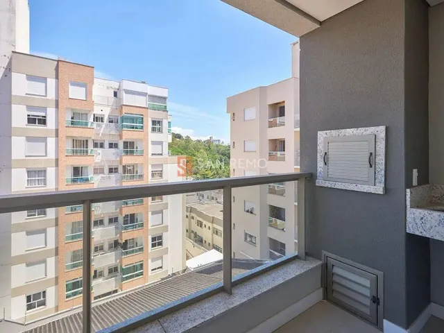 Imagem 1: Carvoeira Apartamento com 3 dormitórios