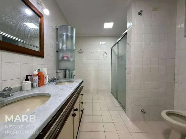 Imagem 5: Apartamento com 5 Dormitórios À Venda, 202 M² por R$ 1.490.000,00 - Beira Mar