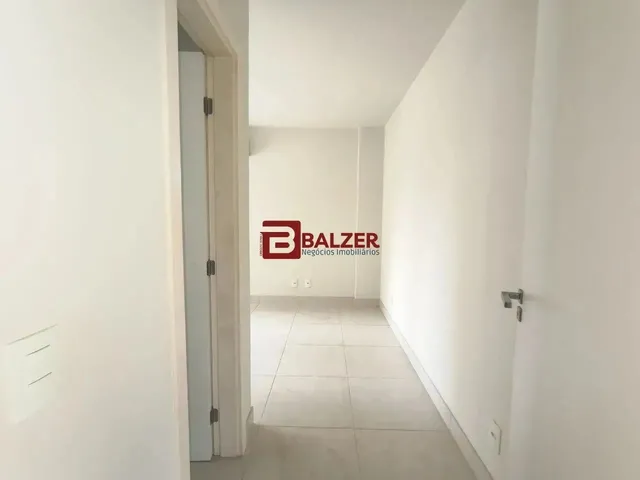 Imagem 5: 2 Dormitórios, Suíte e 2 Vagas no Centro