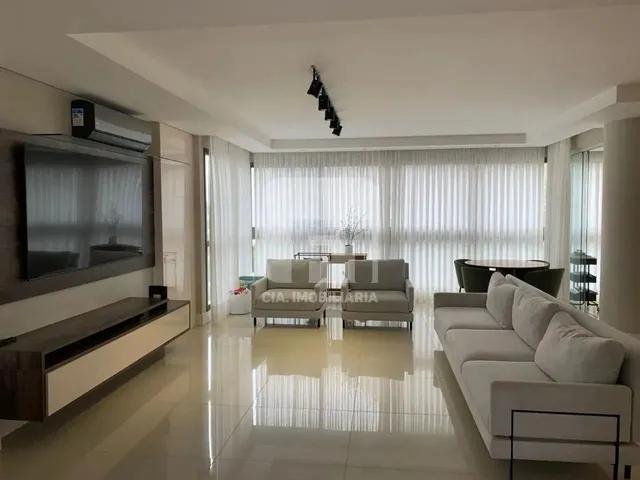 Imagem: Apartamento de 4 Dormitórios À Venda no