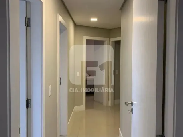Imagem 8: Apartamento de 4 Dormitórios À Venda no Centro