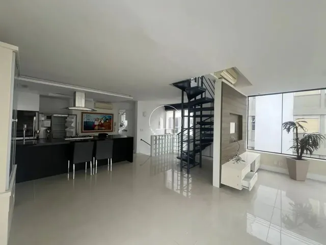 Imagem: Cobertura Tríplex com 4 Suítes e 158M²