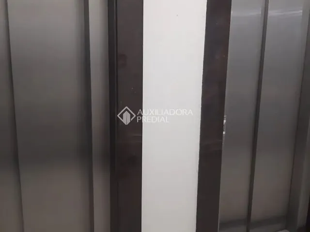 Imagem 2: Apartamento À Venda no Centro com 76 M² e 2 Dormitórios/Quartos Disponíveis