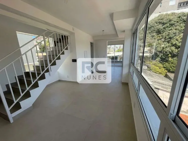 Imagem: Cobertura Charmosa com 2 Suítes, 2 Vagas