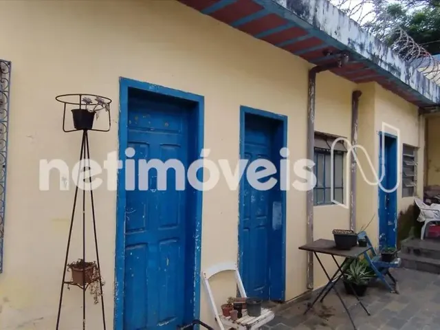 Imagem 14: Casa com 176 M²; - Sendo 3 Quartos com Edícula nos Fundos e Vaga para 3 Carros