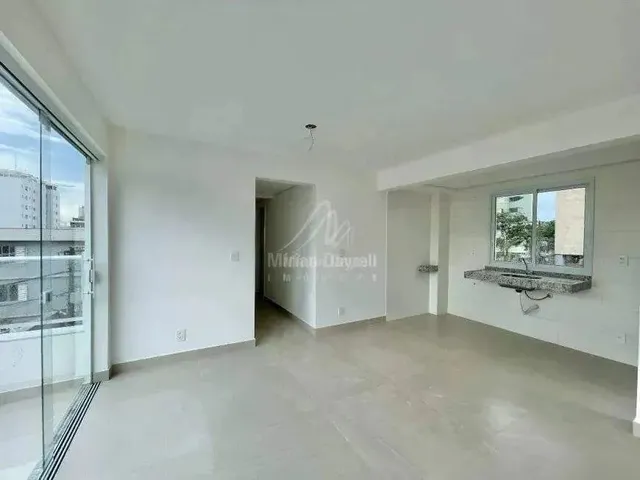 Imagem: Cobertura com 2 Quartos (2 Suítes) no Bairro