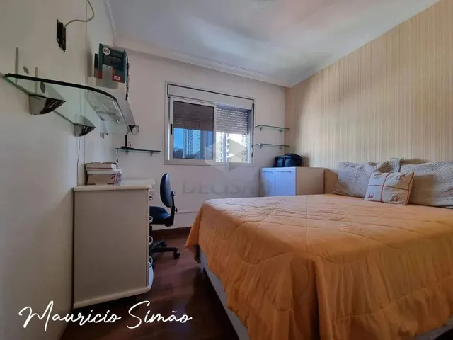 Imagem 16: Super Bem Localizado Esse Imóvel Vai Te Surpreender! São 4 Quartos com 2 Suítes e Uma