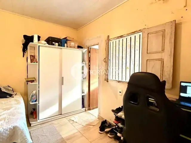 Imagem 3: Imperdível! Casa (2 Qtos, 1 Suíte) + Kitnet para Renda Extra no Jd. São Francisco!