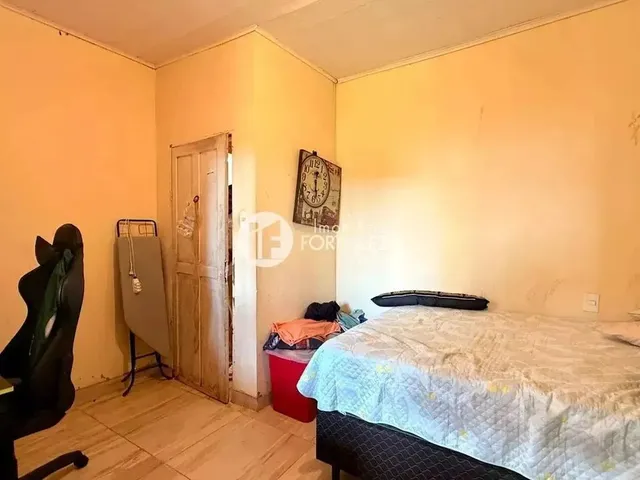 Imagem 4: Imperdível! Casa (2 Qtos, 1 Suíte) + Kitnet para Renda Extra no Jd. São Francisco!