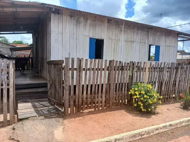 Imagem: Casa de Madeira
