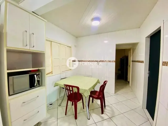 Imagem 7: Imóvel para Venda Tem 195 Metros Quadrados com 3 Quartos em Conjunto Manoel Julião