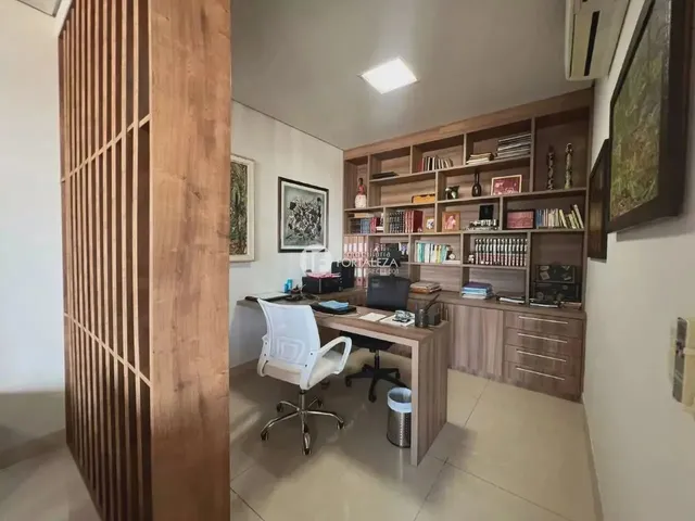 Imagem 8: Imóvel para Venda Possui 371 Metros Quadrados com 4 Quartos em Morada do Sol - Rio Branco