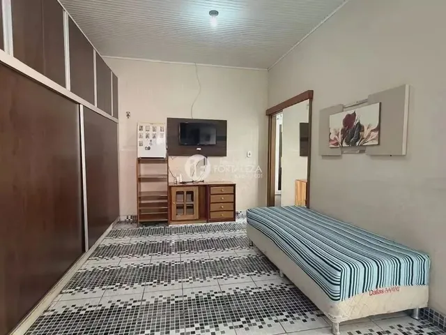 Imagem 6: Imóvel para Venda Possui 211 Metros Quadrados com 3 Quartos em Conjunto Tucumã - Rio