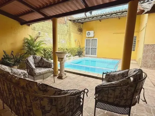 Imagem 7: Imóvel para Venda Possui 211 Metros Quadrados com 3 Quartos em Conjunto Tucumã - Rio